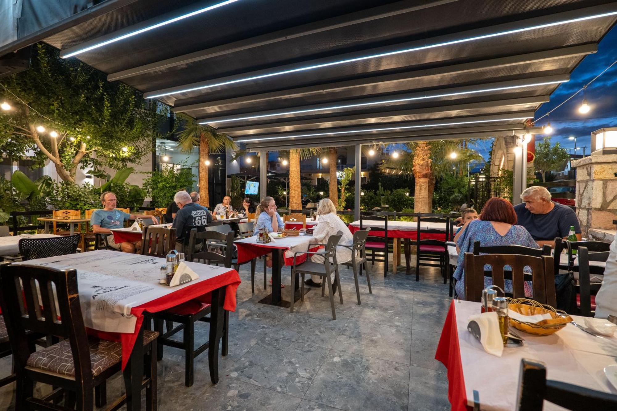 Hotel Eagle Ksamil Exterior foto